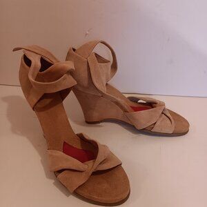 Tara Subkoff for Easy Spirit